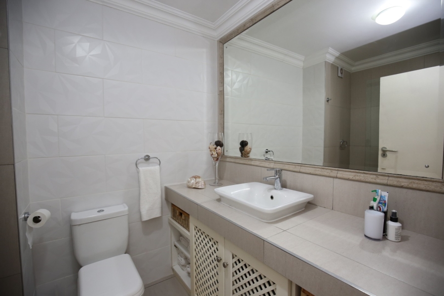 2 Bedroom Property for Sale in Goose Valley Western Cape